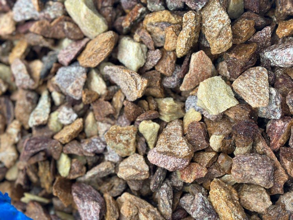 Златолит персиковый декоративная каменная крошка купить в Курске