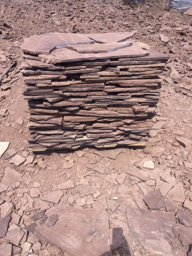 Плитняк лемезит бордовый для цоколя 1,5-2 см купить в Курске