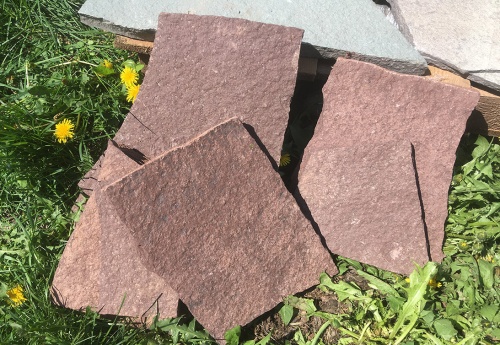 Плитняк лемезит бордовый для цоколя 1,5-2 см купить в Курске