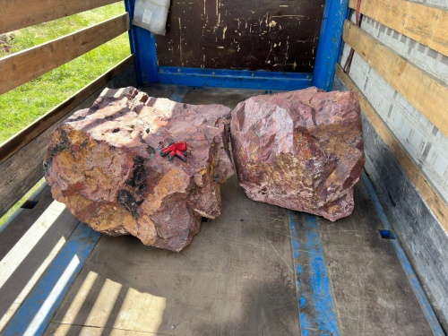 Ландшафтные глыбы красно-фиолетовые 200-1000 килограмм купить в Курске