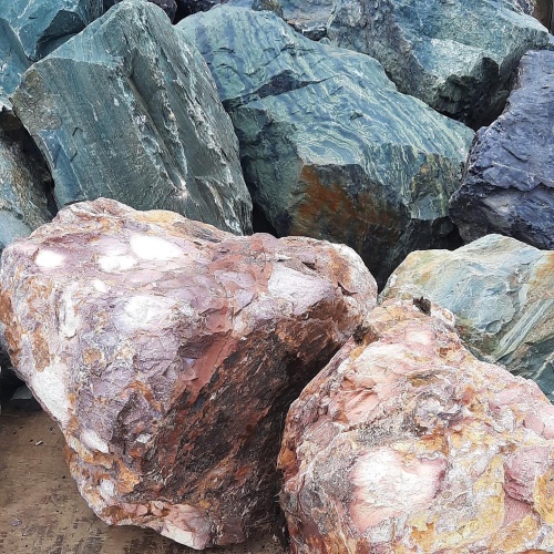 Ландшафтные глыбы красно-фиолетовые 200-1000 килограмм купить в Курске