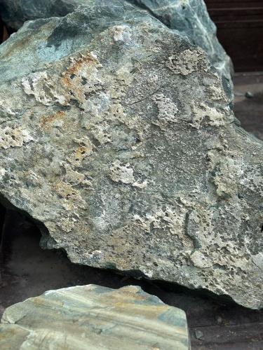 Ландшафтные глыбы зелёные 200-500 килограмм купить в Курске