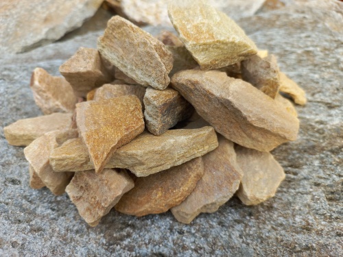 Златолит жёлтый декоративная каменная крошка купить в Курске